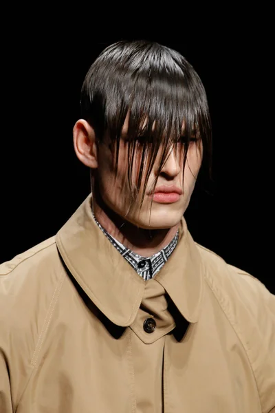 Look 29